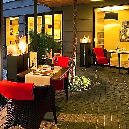Prokop Square Hotel
