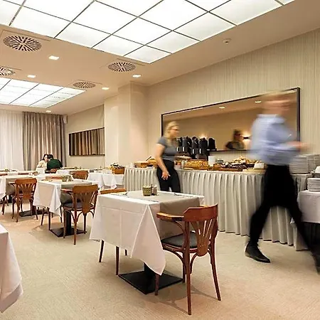 Hotel Prokop Square 4*