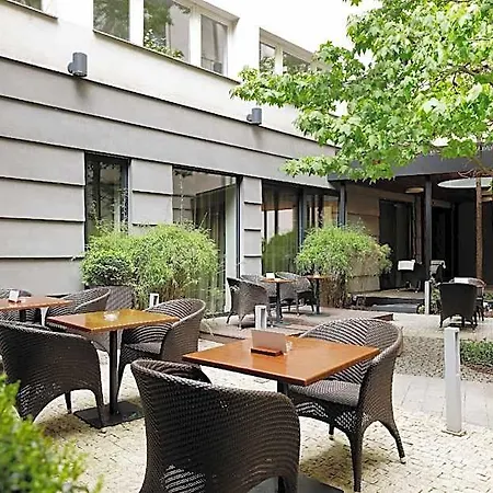Prokop Square Hotel