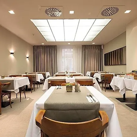 Hotel Prokop Square Prague