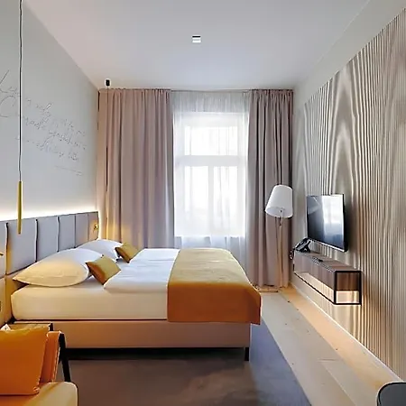 Prokop Square Hotel 4*