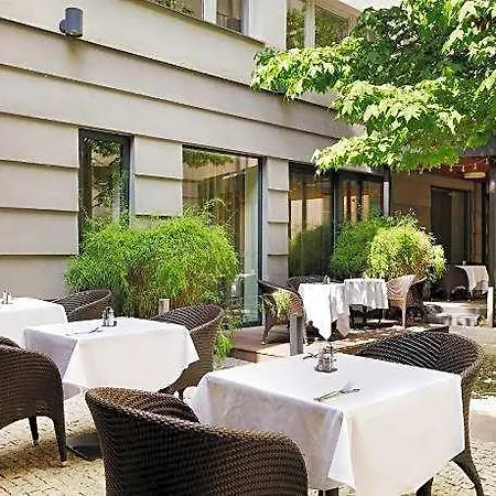 Prokop Square Hotel