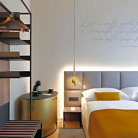 Prokop Square Hotel 4*