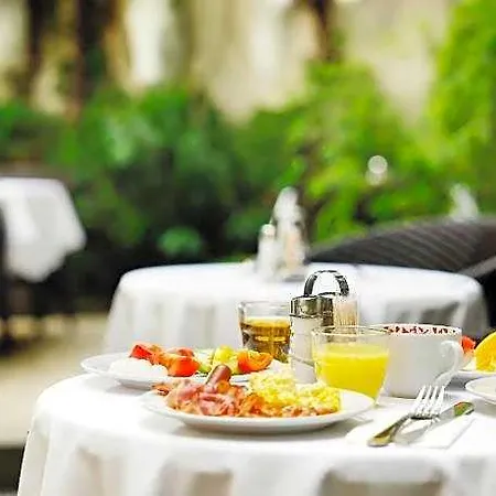 Prokop Square Hotel