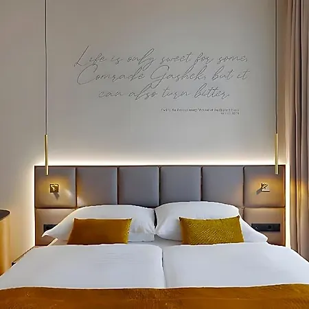 Hotel Prokop Square 4*